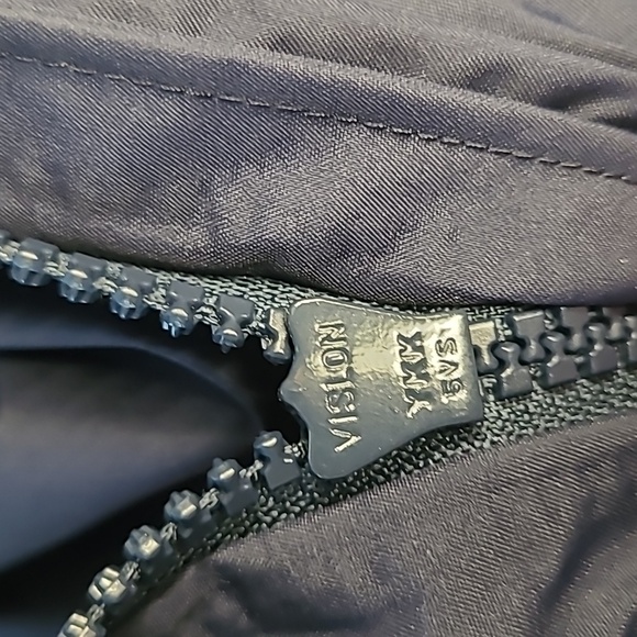 Arc'teryx Beta Insulated Jacket Men's - Black Sapphire, XL - Season 2024 - Picture 5 of 11